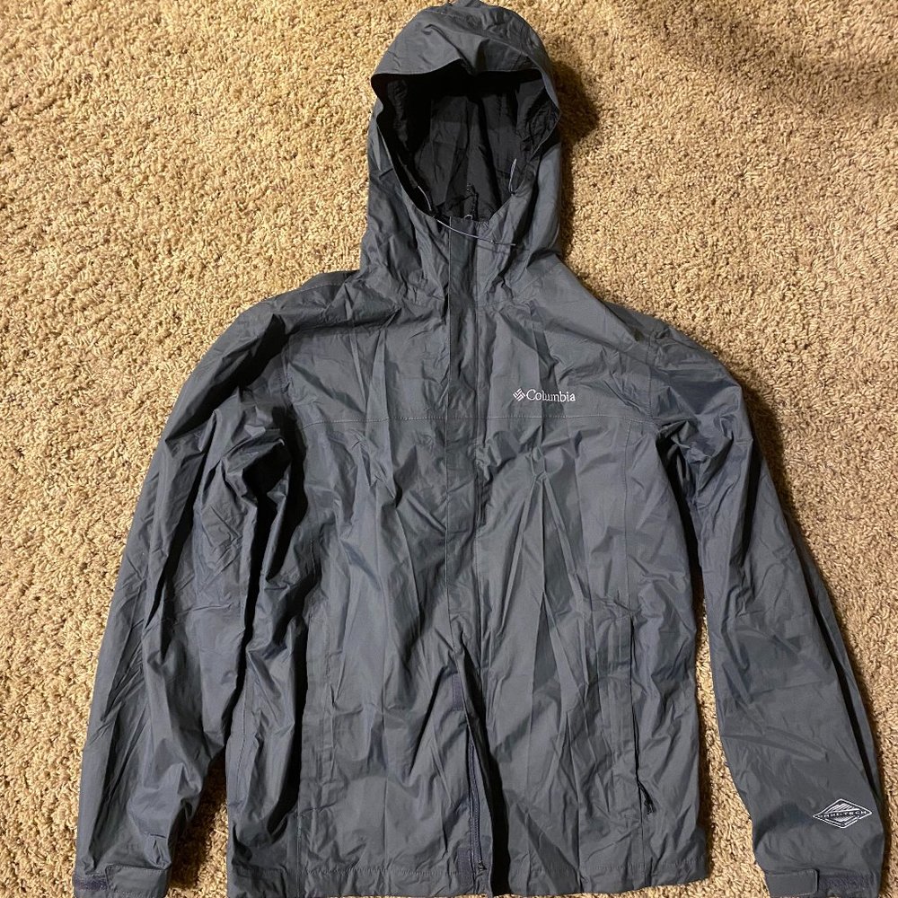Columbia Men’s mediam Rain jacket